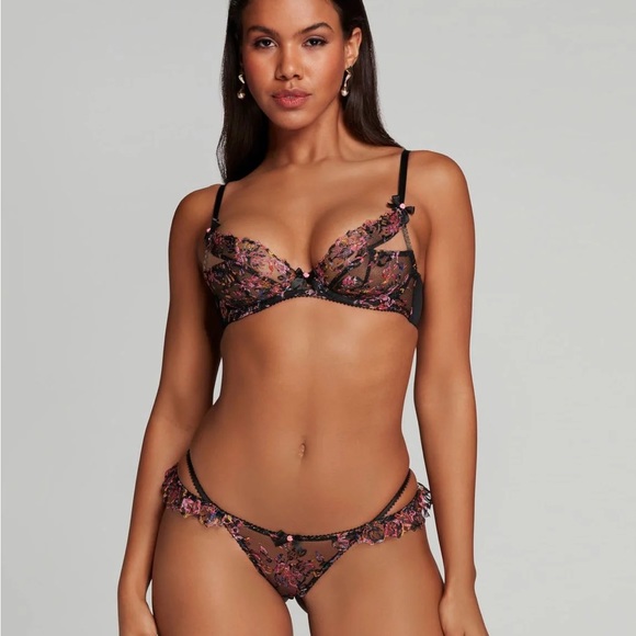 Leisha Agent Provocateur Set NWT